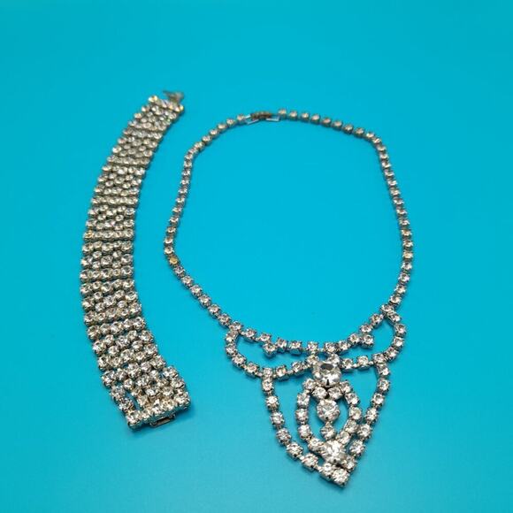 Small Vintage Wedding Clear Rhinestone Necklace Bracelet Set, 1950, 14" & 6 3/4" - Picture 5 of 11